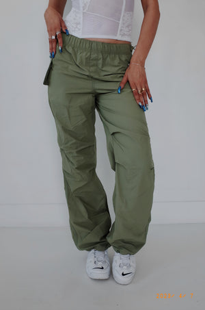 Parachute Pants- Olive